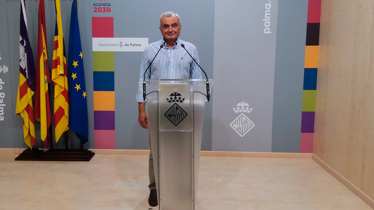 Pedimos que se dé el mismo trato a la lengua oficial del Estado que al catalán