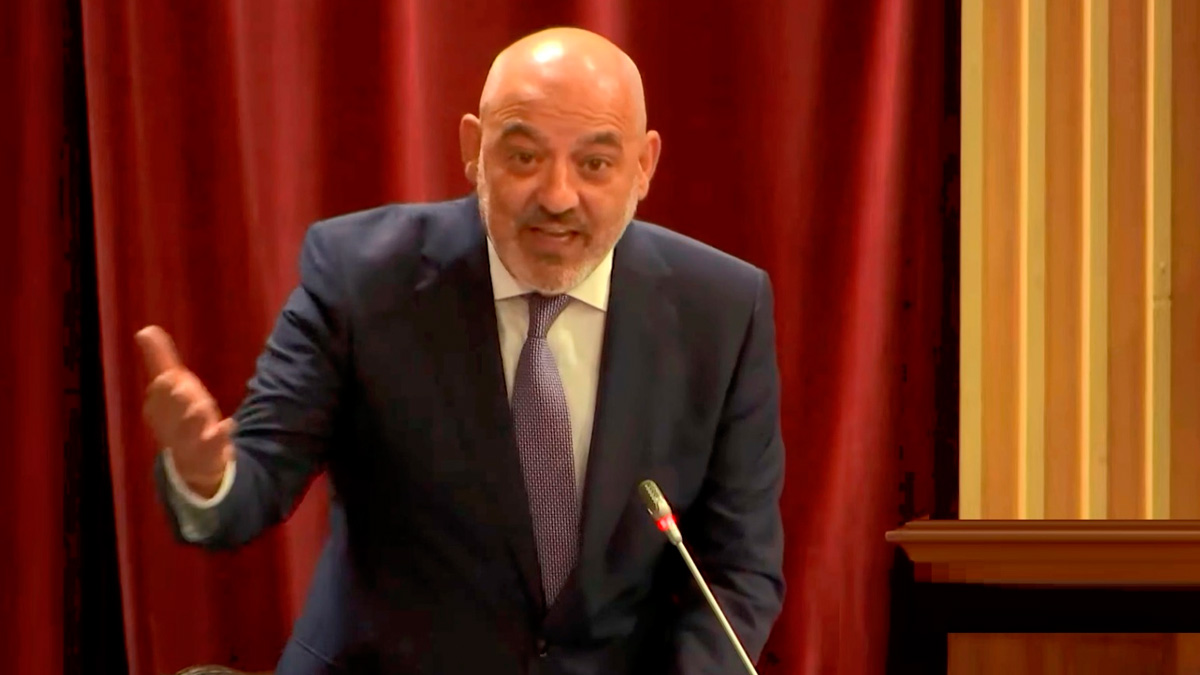 VOX ha calificado de suicida la política energética de la izquierda en el Pleno del Parlamento de las Islas Baleares de este martes.