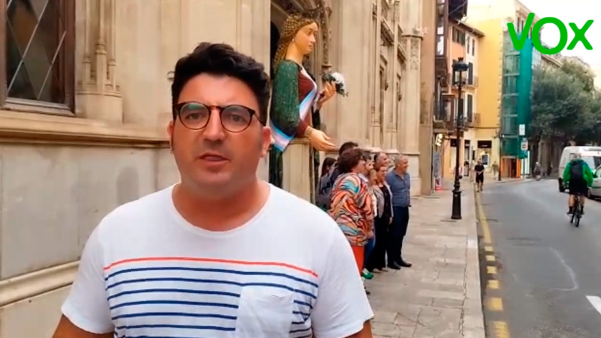 El grupo insular VOX ha criticado la utilización de la reina Esclaramunda de Foix con fines ideológicos y partidistas.