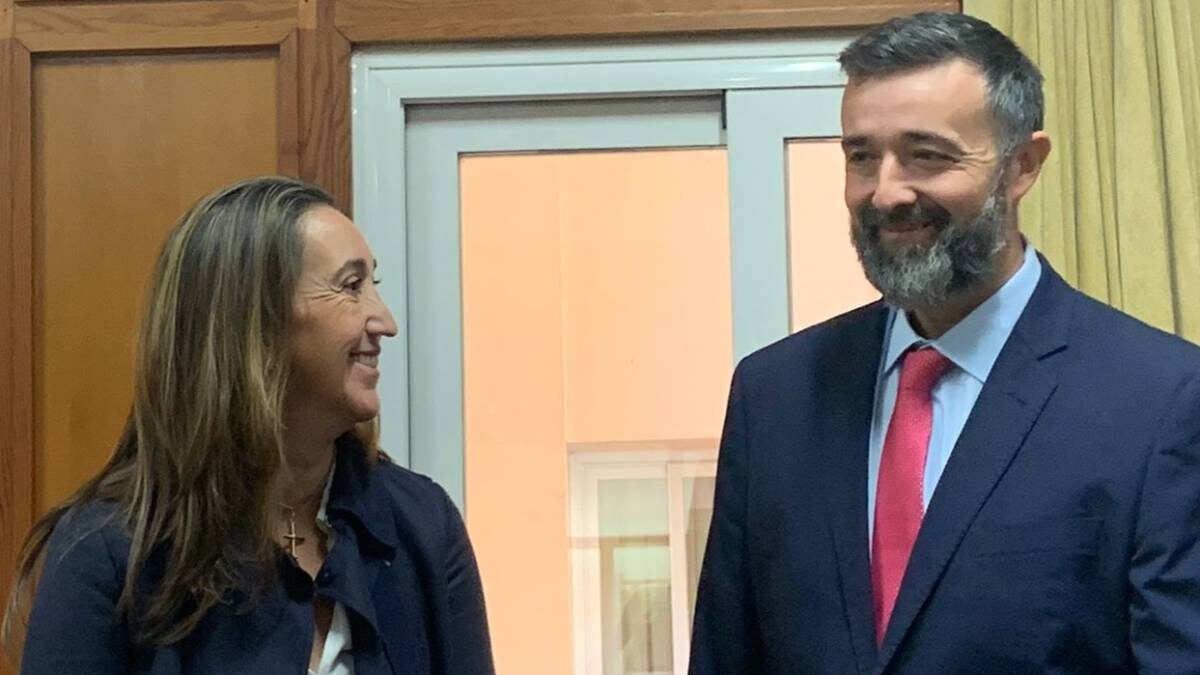 VOX se mantiene