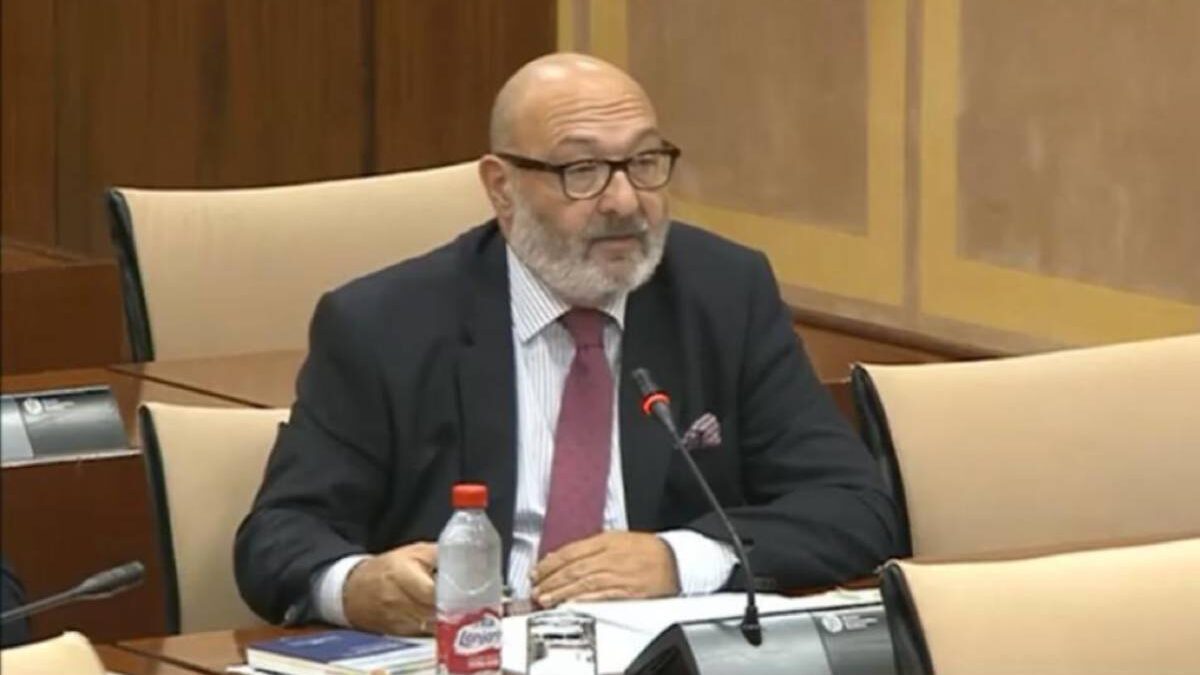 VOX pide en el Parlamento