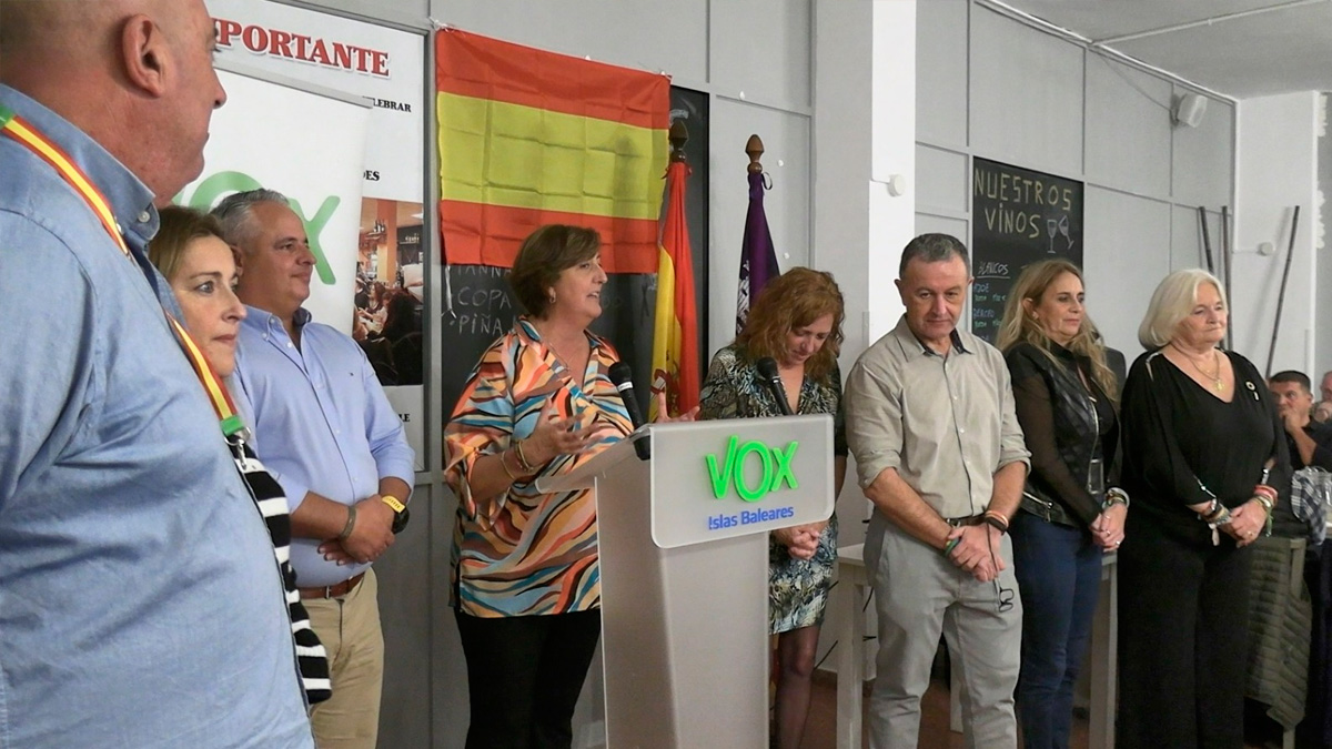 El futuro del municipio de referencia en el turismo no se puede dejar en manos de la izquierda.