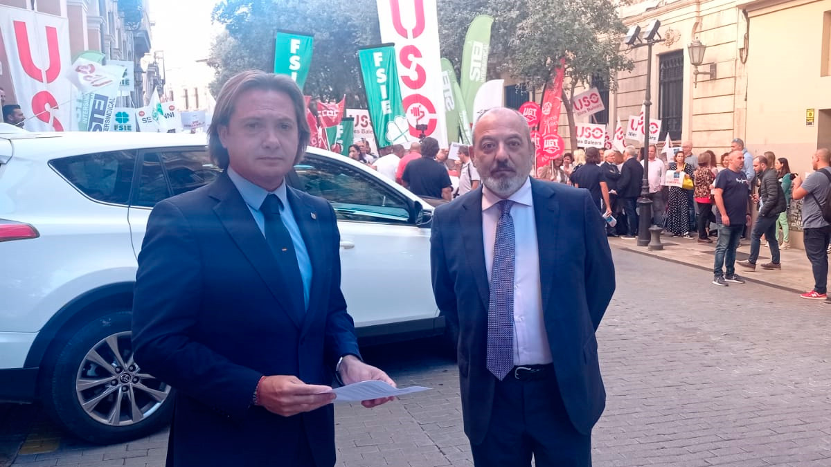 Esto es un paso más del Gobierno socialcomunista para acabar con este tipo de educación