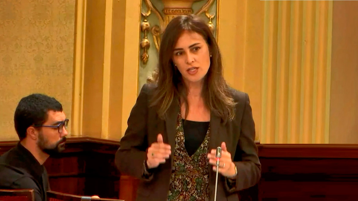 Está claro que ustedes odian que los ciudadanos sean libres para moverse como deseen por sus propios medios