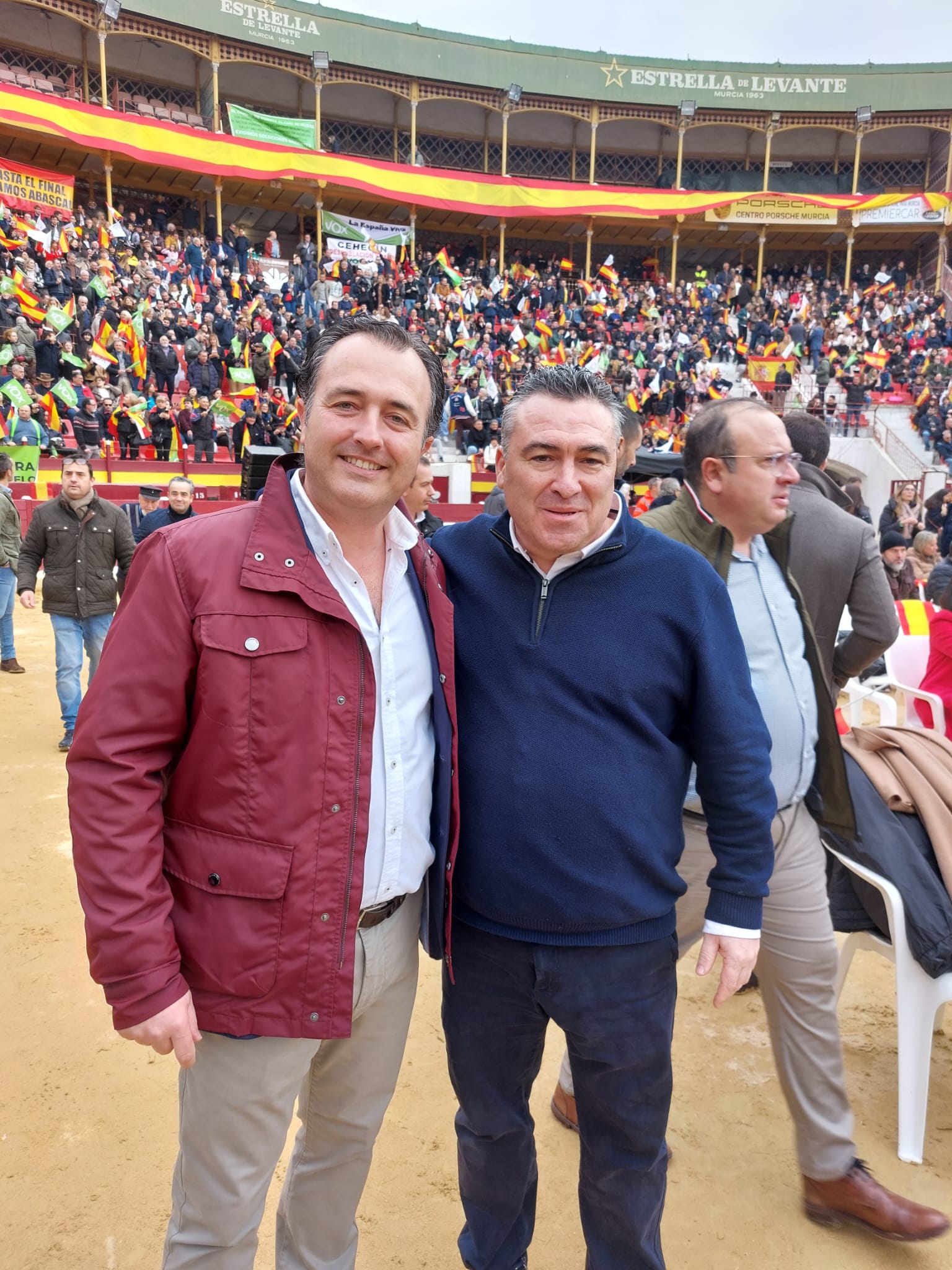 David Moreno junto al candidato por Cuenca Jesús Manuel De La Huz