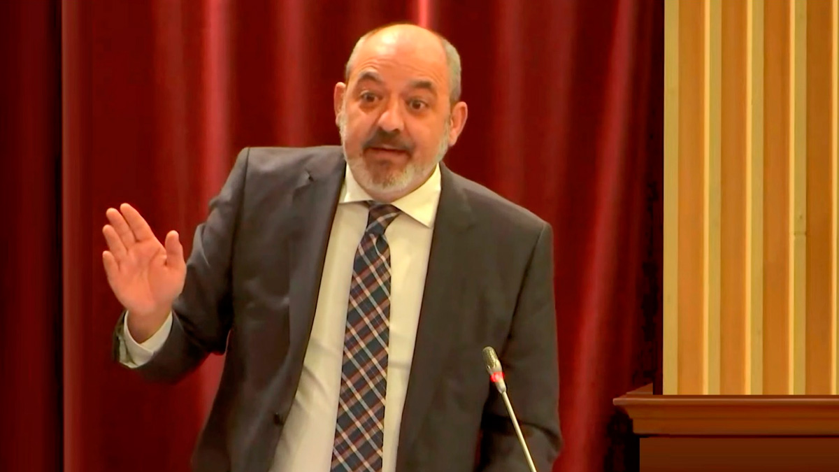 Rodríguez ha preguntado al conseller de Fondos europeos