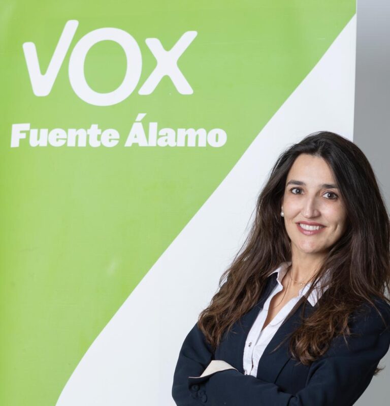 La odontóloga Lola Legaz será la candidata de VOX a la alcaldía de ...