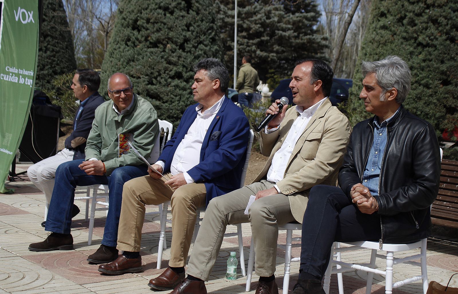 Los candidatos participantes en el acto Cuida Lo Tuyo en Cuenca