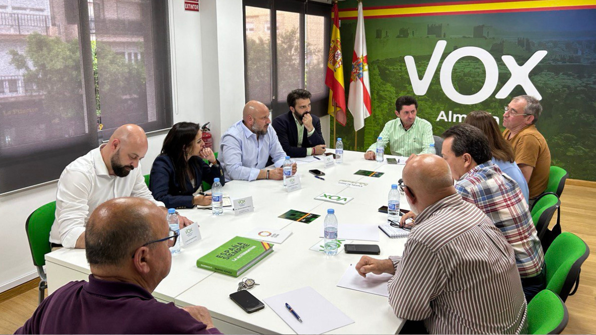 VOX Almería