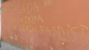 Pintadas y amenazas en Palma cerca del domicilio de Jorge Campos