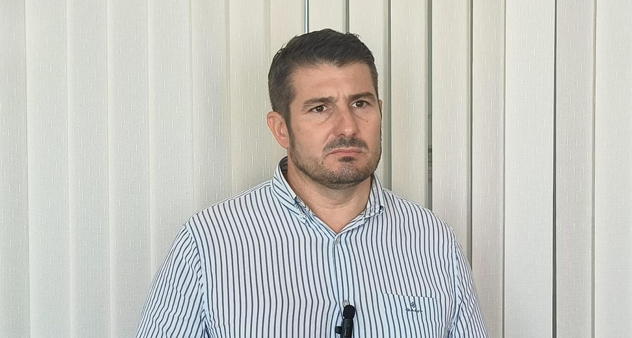 Manuel Vela