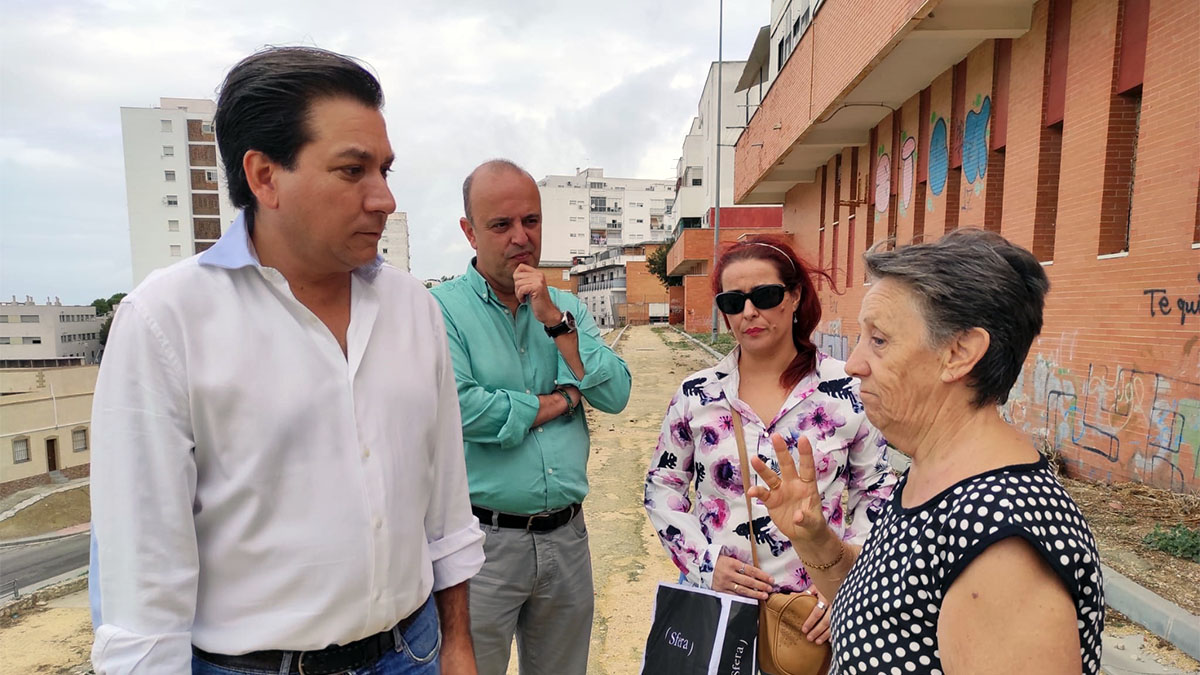VOX Jerez Estancia Barrera