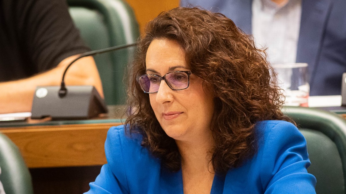 Eva Torres concejal del Grupo Municipal de VOX en el Ayuntamiento de Zaragoza