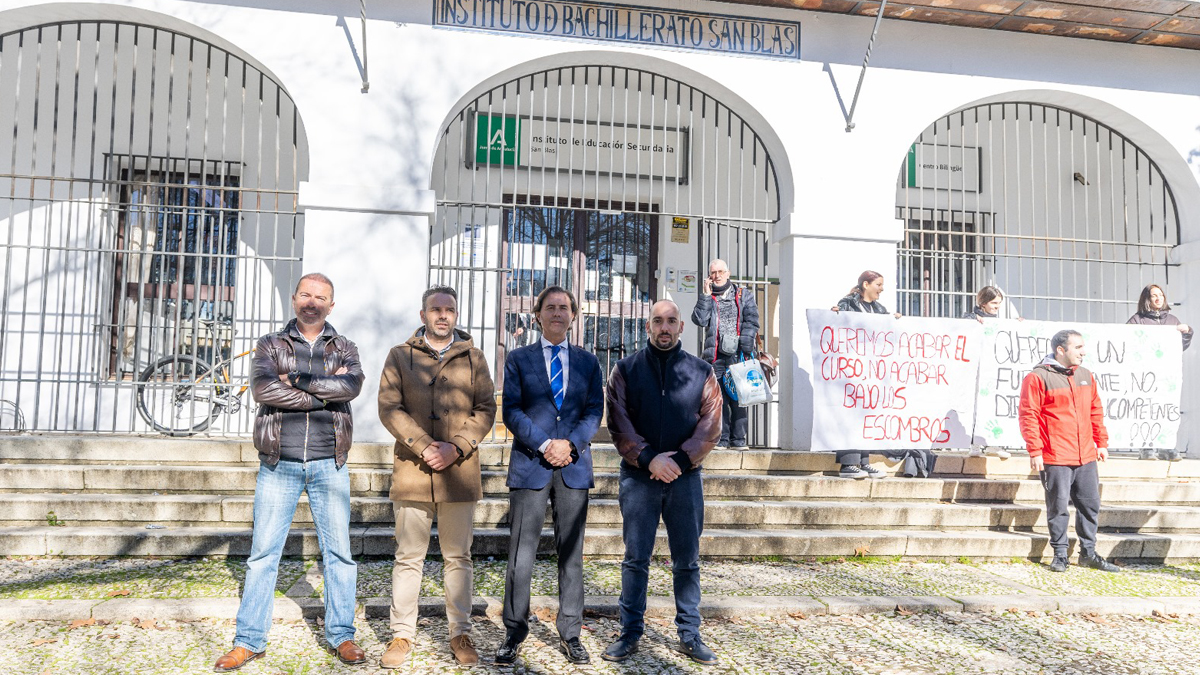 Benito Morillo, Secretario General del Grupo Parlamentario VOX en el Parlamento de Andalucía, visita IES San Blas de Aracena