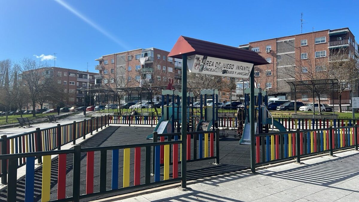 Aprobada la propuesta de VOX en Coslada para dotar de sombra los parques infantiles