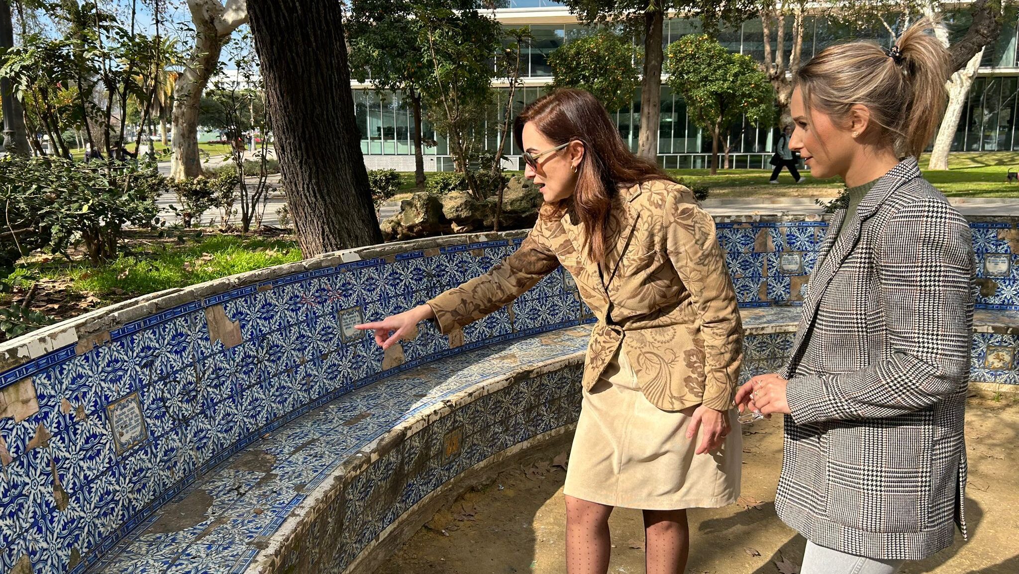 Yolanda Almagro y Alexandra Moldoveanu