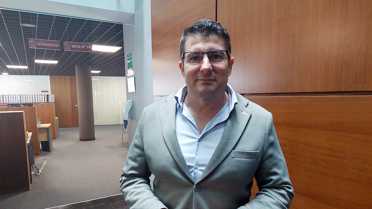 Manuel Vela