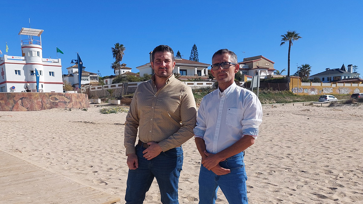 Manuel Vela Francisco Palmero playa La Barrosa