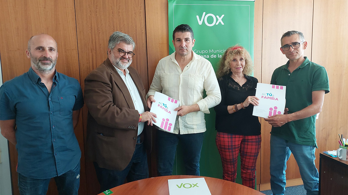 VOX Chiclana Actúa Familia