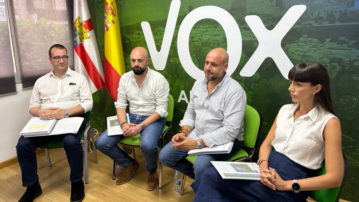 VOX Almería