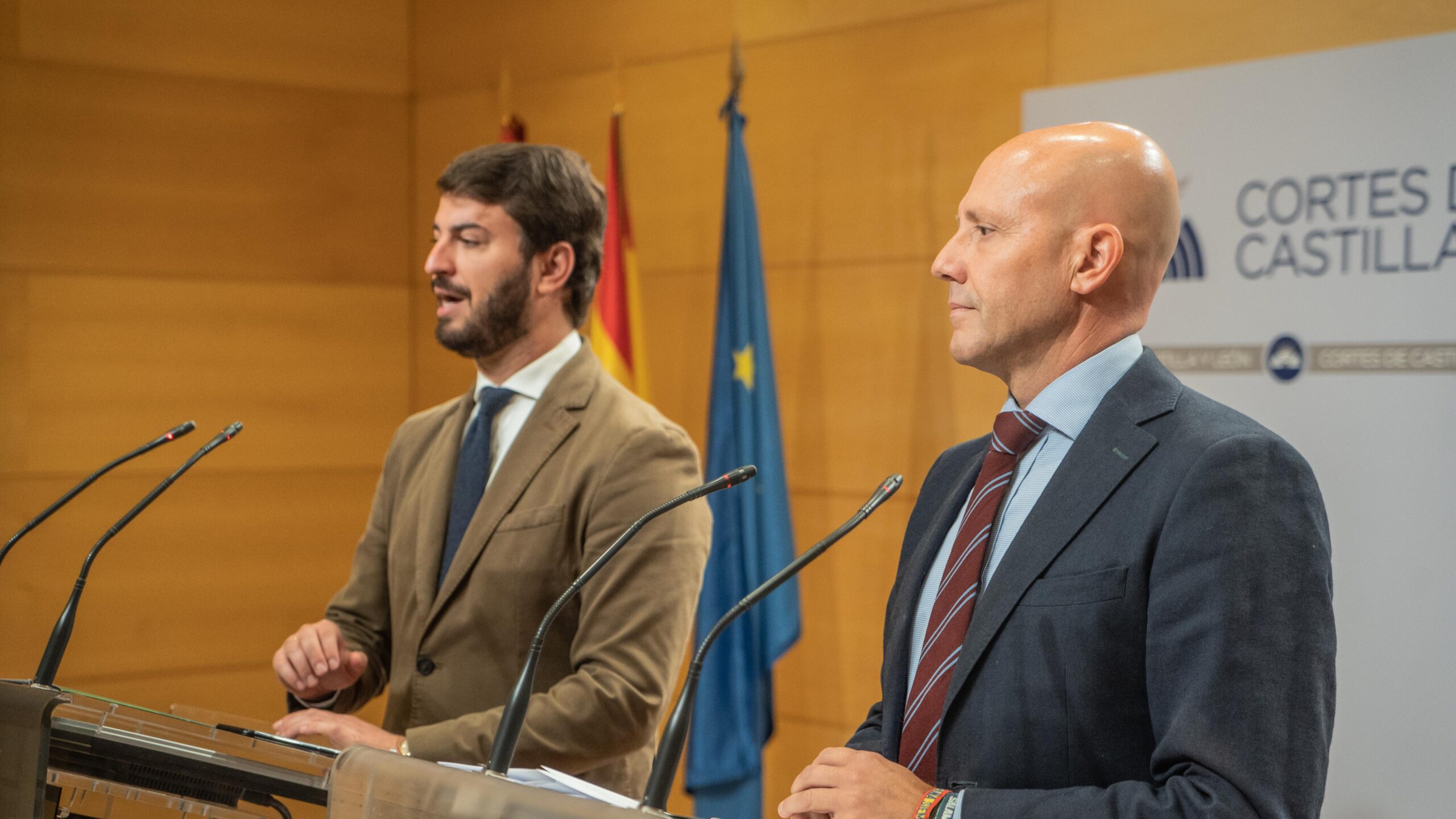 rueda de prensa Juan García-Gallardo