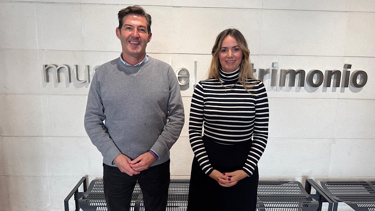 Antonio Alcázar y Yolanda Gómez, previamente a la rueda de prensa