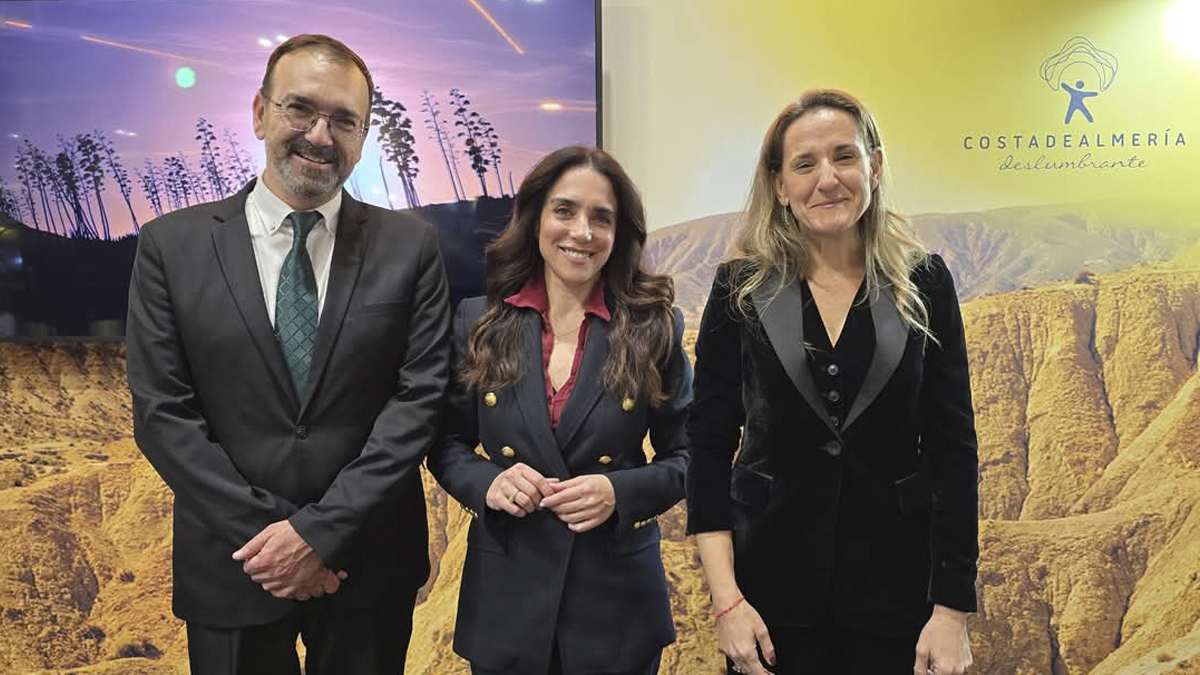 Monstserrat Cervantes, parlamentario del GP VOX en el Parlamento de Andalucia