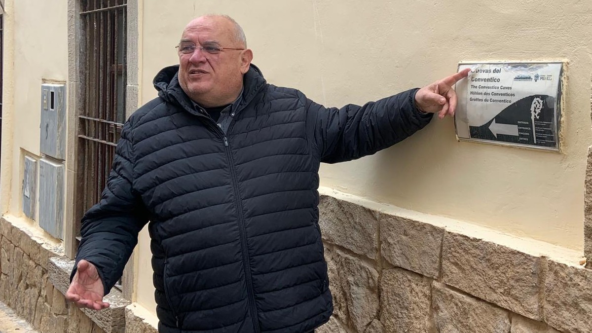 El doctor Emilio Buendía, en Melilla la Vieja