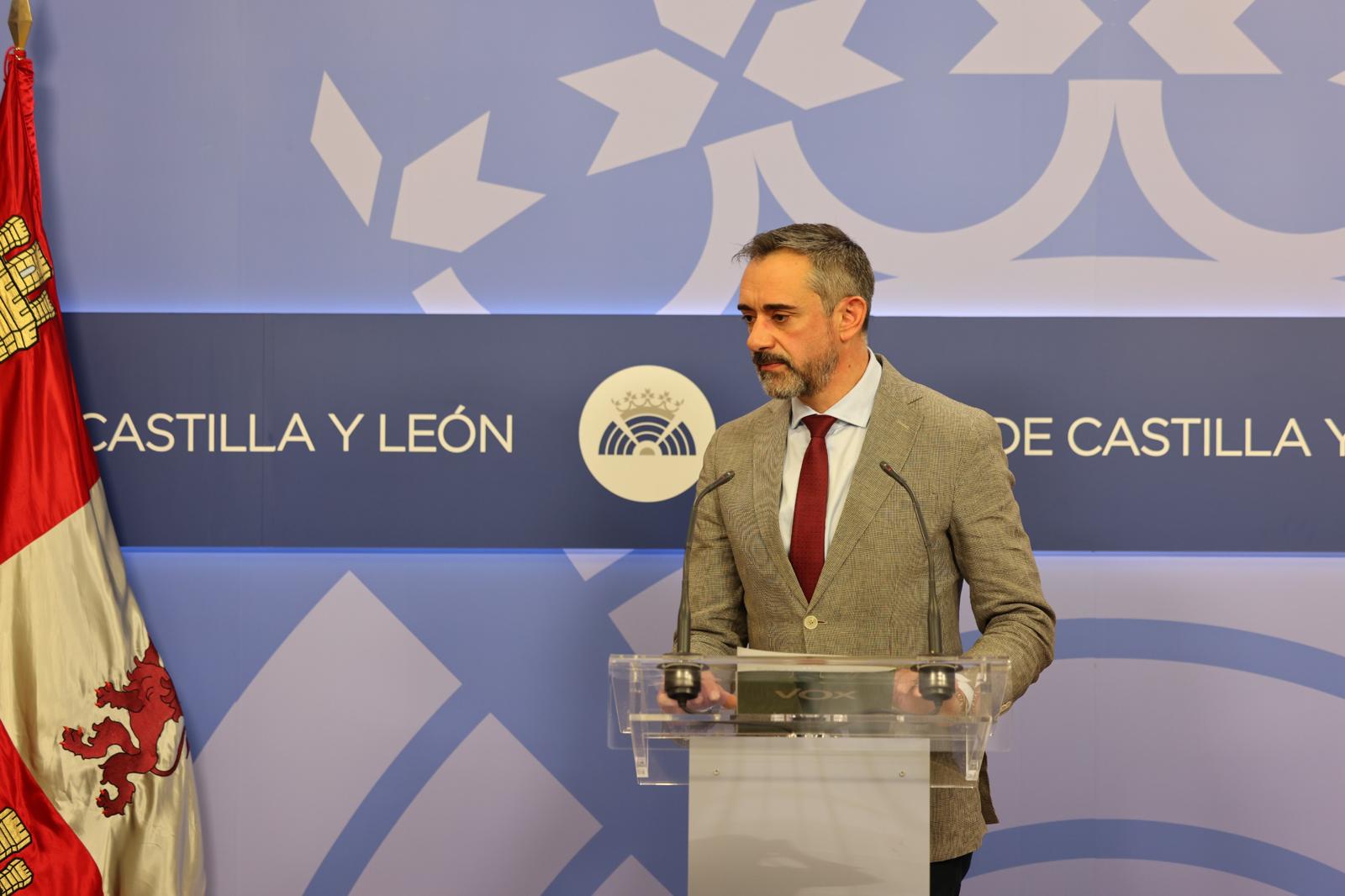 David Hierro en rueda de prensa tras la Junta de Portavoces