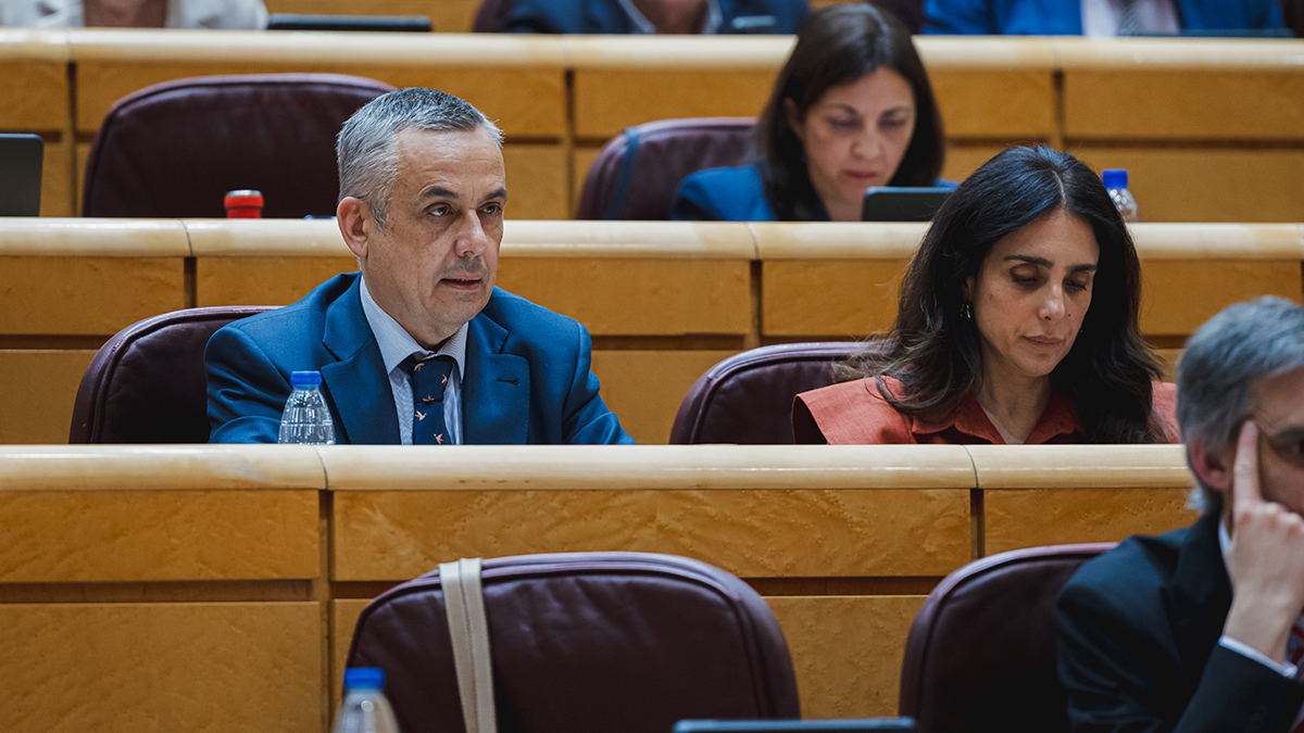 Ángel Pelayo y Paloma Gómez, en el Senado.