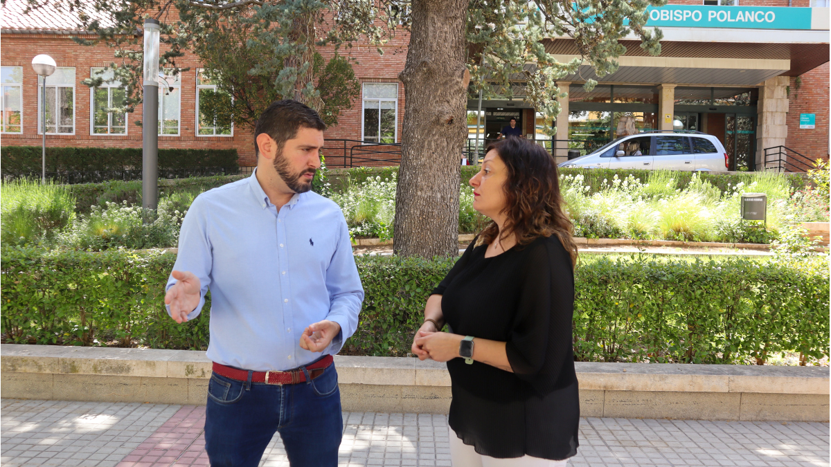 Alejandro Nolasco y Verónica Luz, en el Hospital Obispo Polanco de Teruel