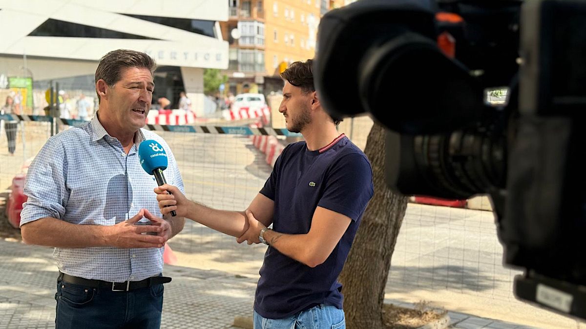 Antonio Alcázar durante la rueda de prensa hoy