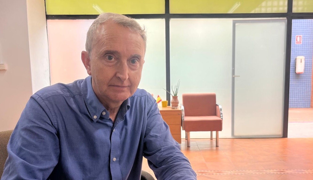 Tasende, en la sede de VOX Melilla