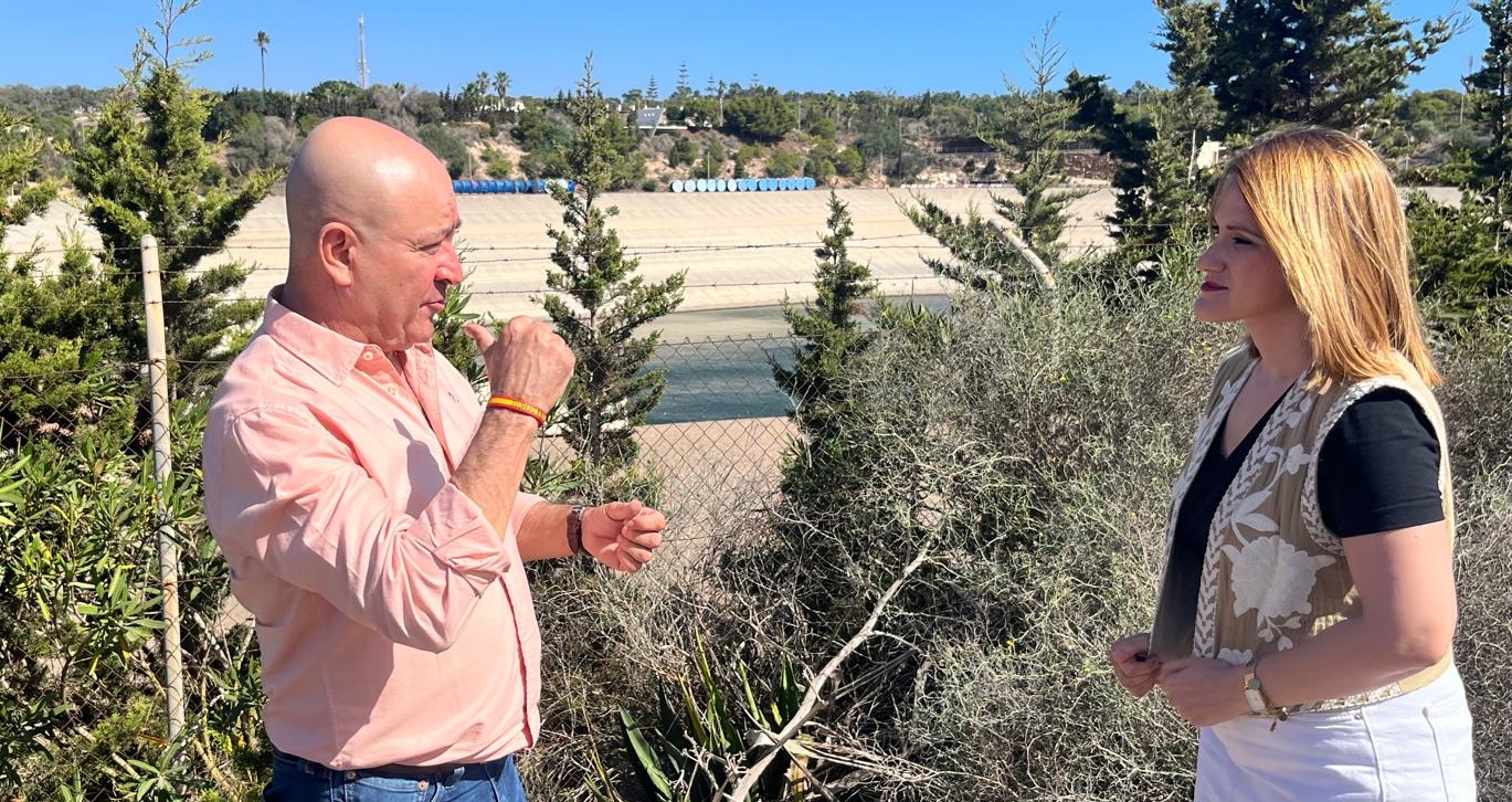 Javier Diego y Noelia Salvador, en el pantano de Las Adelfas
