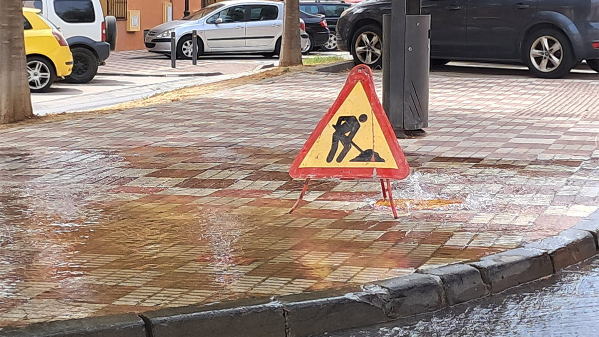 fuga agua los barrios