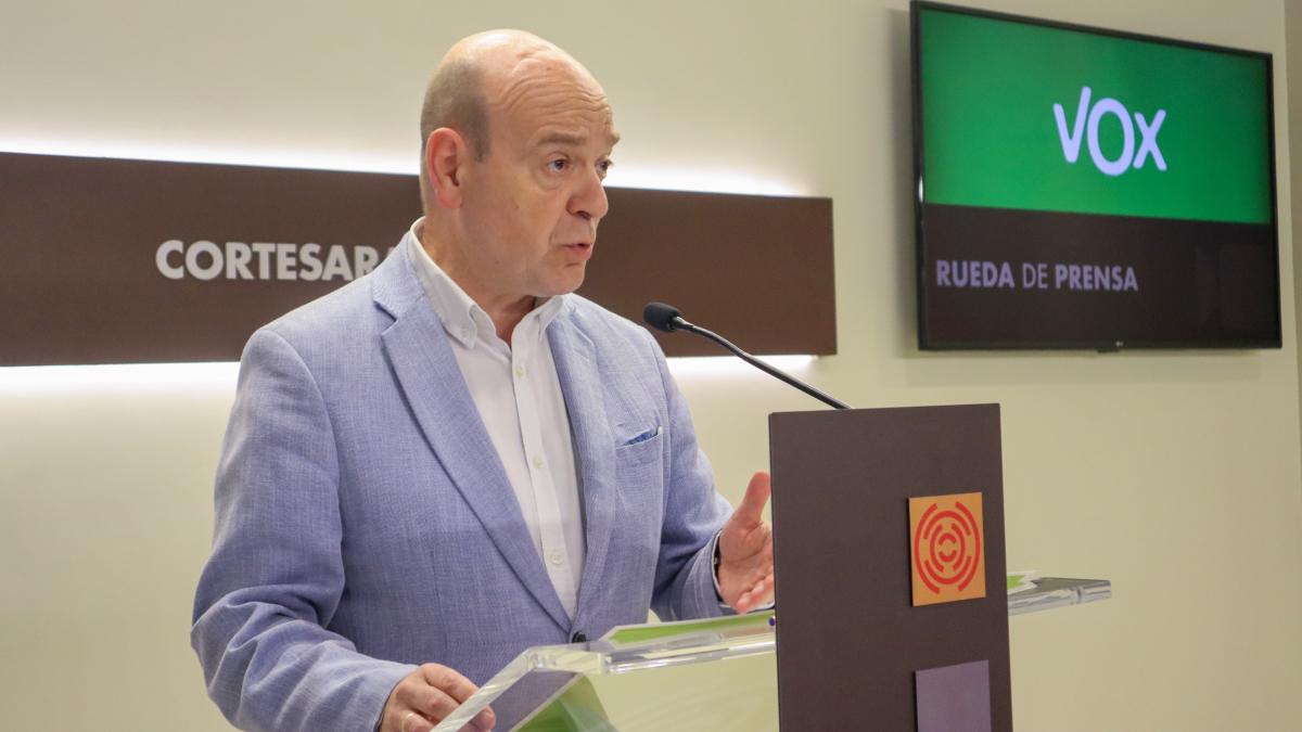 El portavoz adjunto Santiago Morón, en sala de prensa
