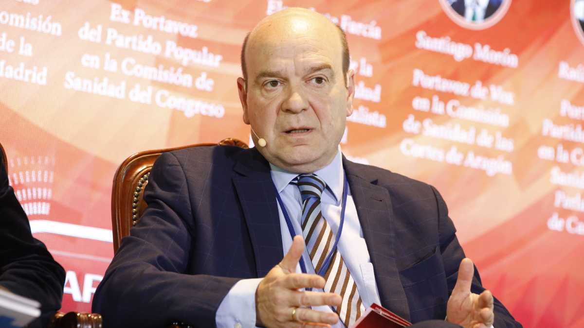 Santiago Morón, en el Encuentro de Parlamentarios de Sanidad en Segovia