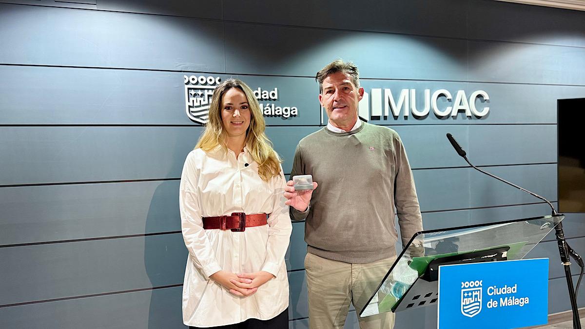 Yolanda Gómez y Antonio Alcázar en la previa Pleno