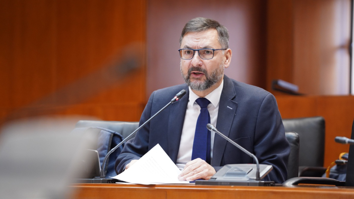 Fermín Civiac, en la comisión de Educación de esta tarde