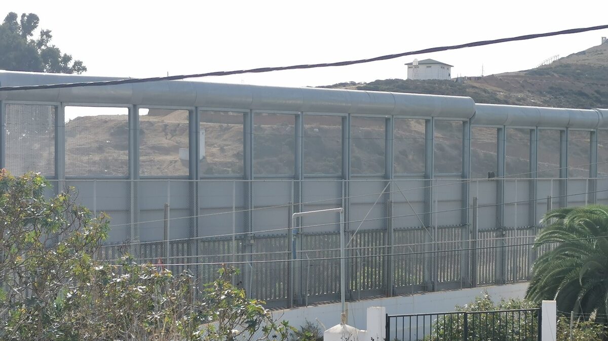 frontera ceuta valla