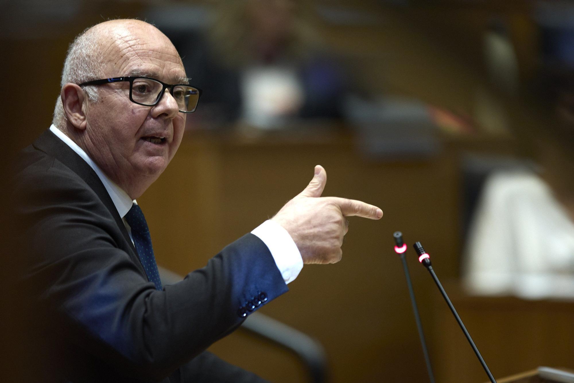 VOX eleva el tono contra Chivite: “tiene el sillón manchado de la sangre de las víctimas de ETA”